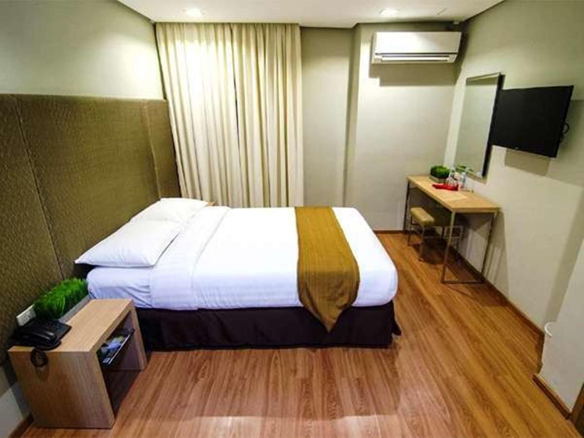 Madison Hotel Phl Iloilo Zewnętrze zdjęcie