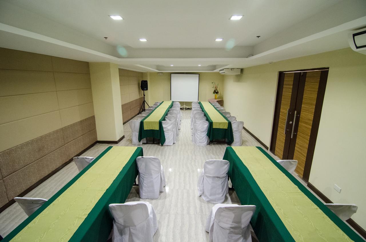 Madison Hotel Phl Iloilo Zewnętrze zdjęcie